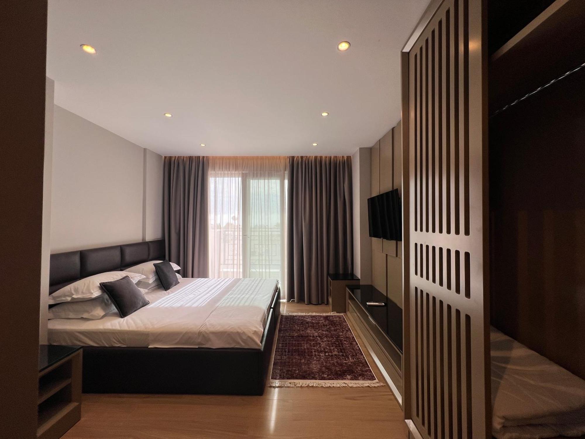Coastline Luxury Apart Hotel Golem  Luaran gambar
